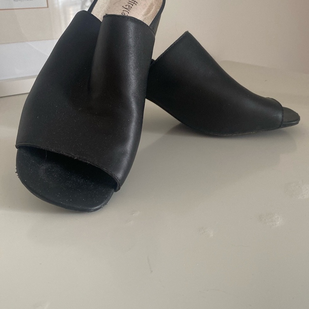 Jeffrey Campbell Black Mules Sleek Minimalist Design size 7
